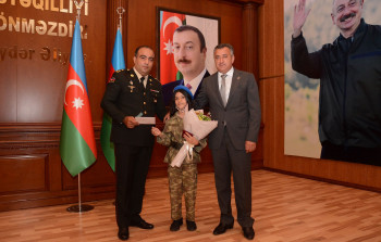 Şəhidlərin medalları övladlarına verildi - FOTOLAR